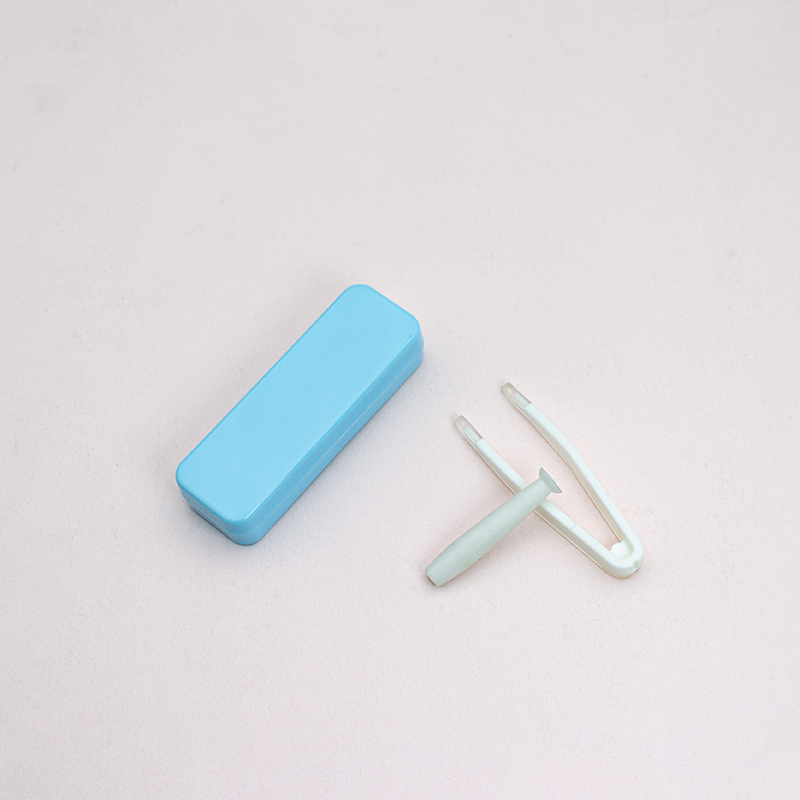 Clean Green Plastic Lens Applicator Kit for Office