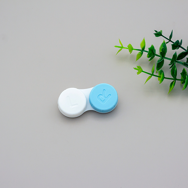 Lightweight Screw-top Contact Lens Case For Travel
