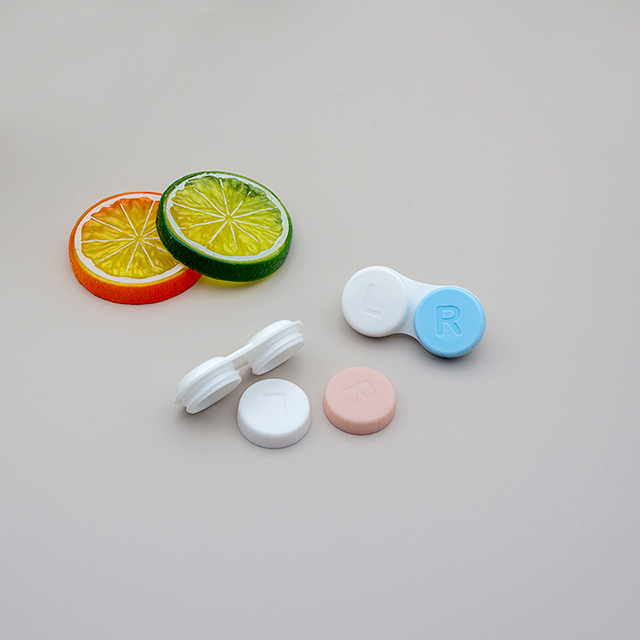 Lightweight Screw-top Contact Lens Case For Travel